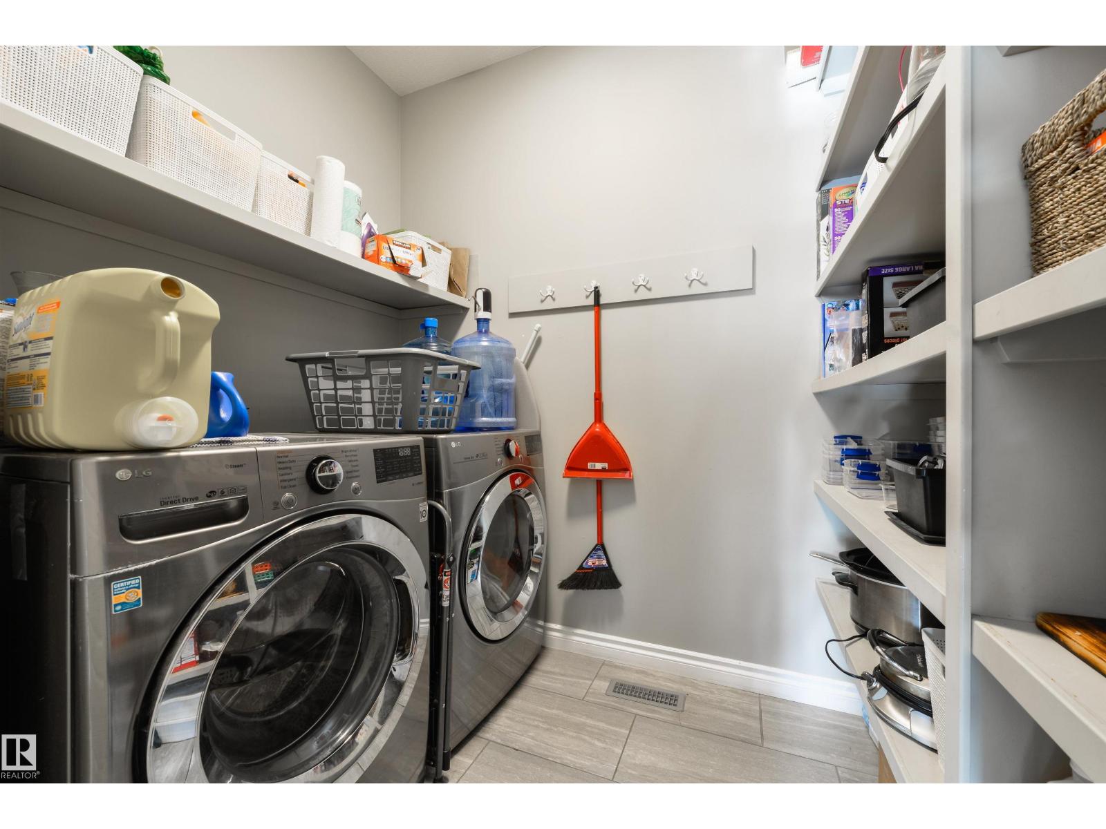 1 TAYLOR PL, Ardrossan