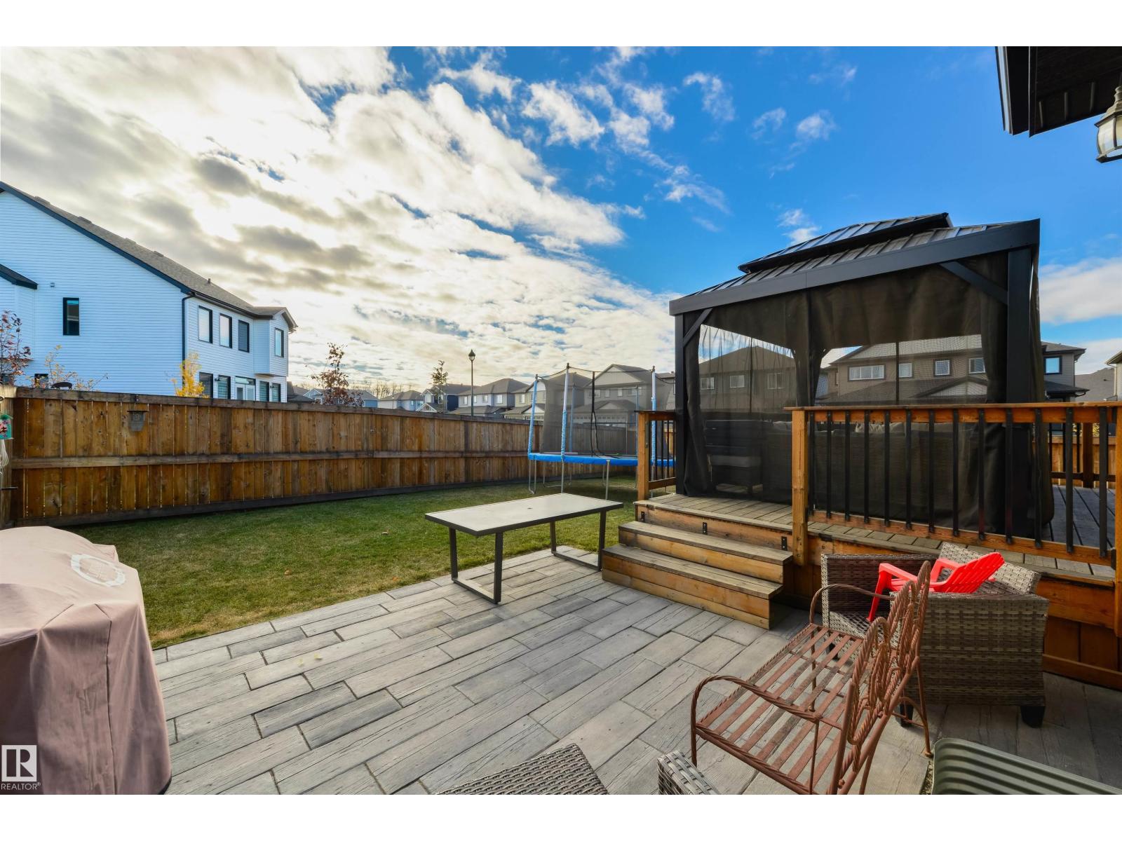 1 TAYLOR PL, Ardrossan