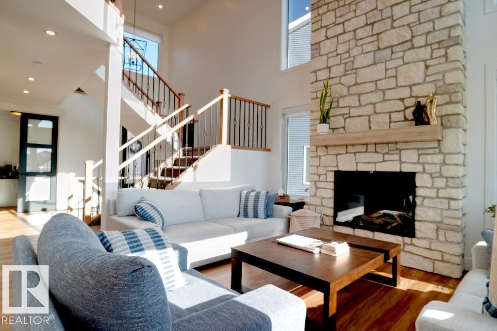 16615 32 AV SW, Edmonton