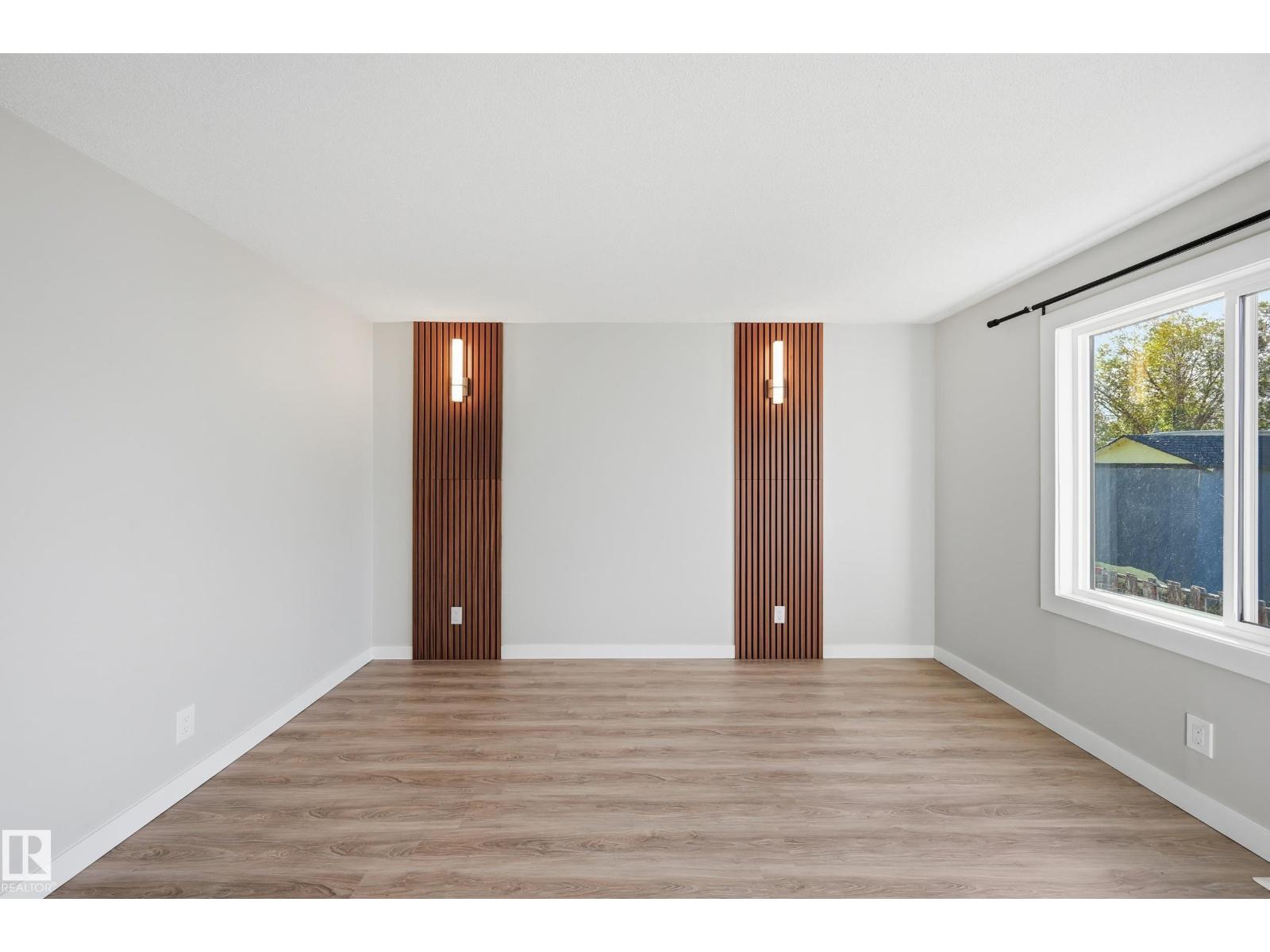 2 Cliff CR NW, Edmonton