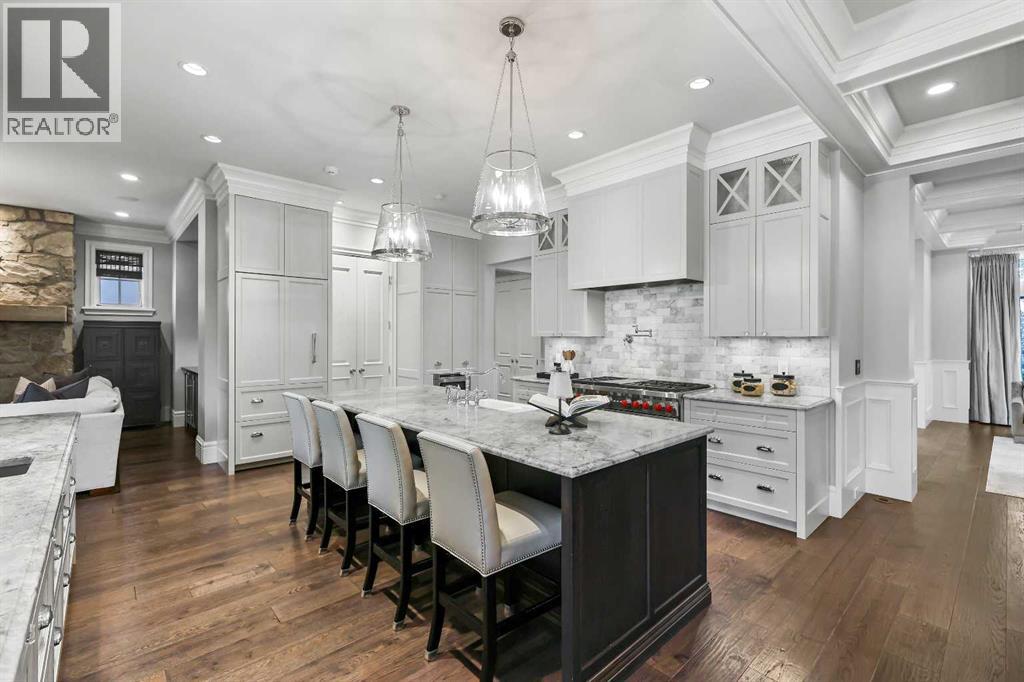 Single Family House for Sale in   Avenue SW Elboya Calgary 