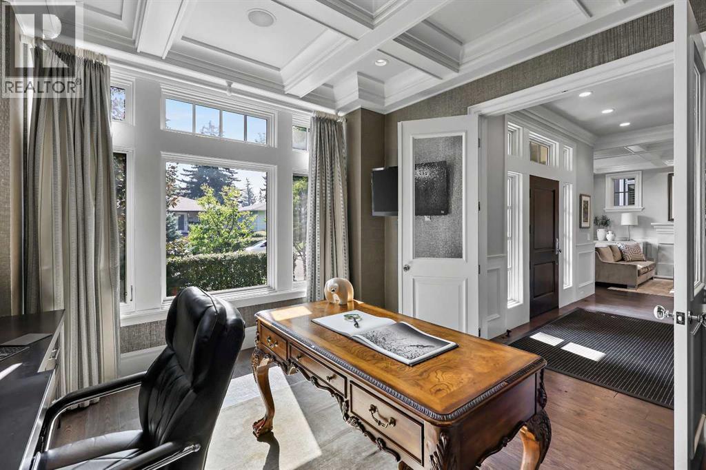 Single Family House for Sale in   Avenue SW Elboya Calgary 