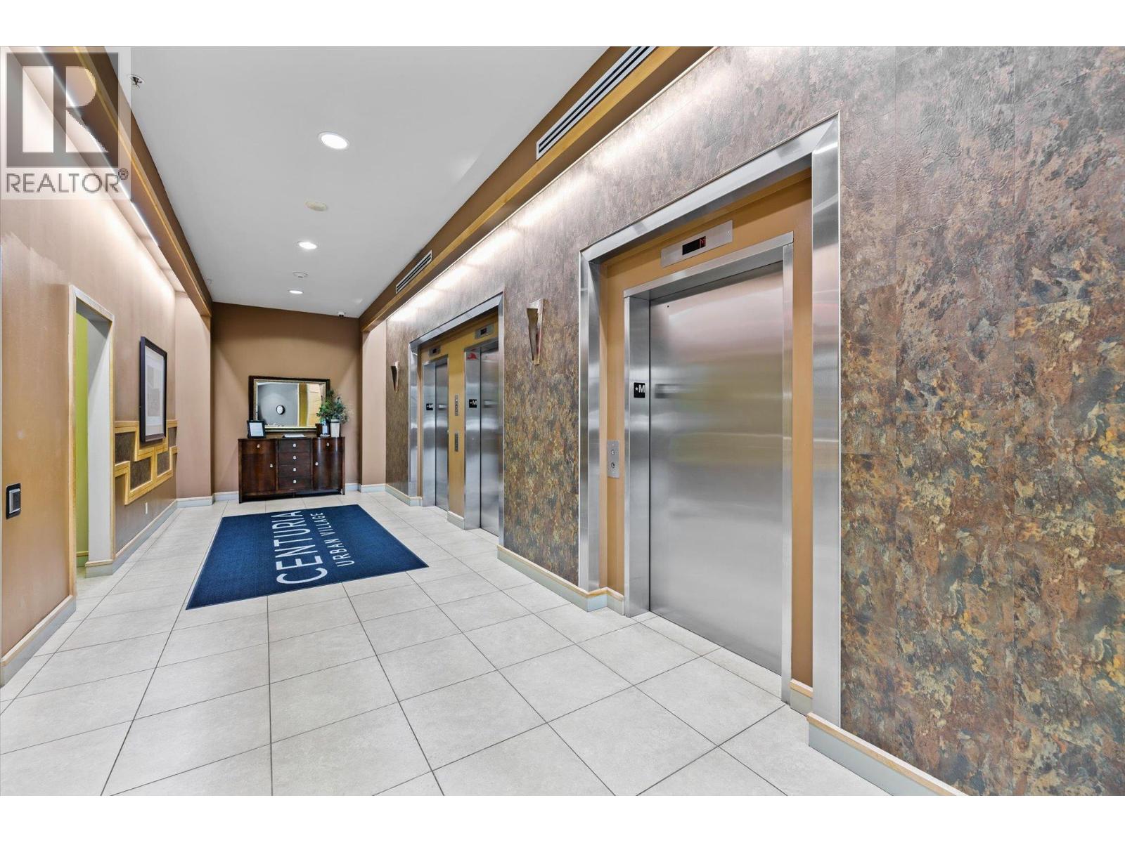 1207 1160 Bernard Avenue, Kelowna