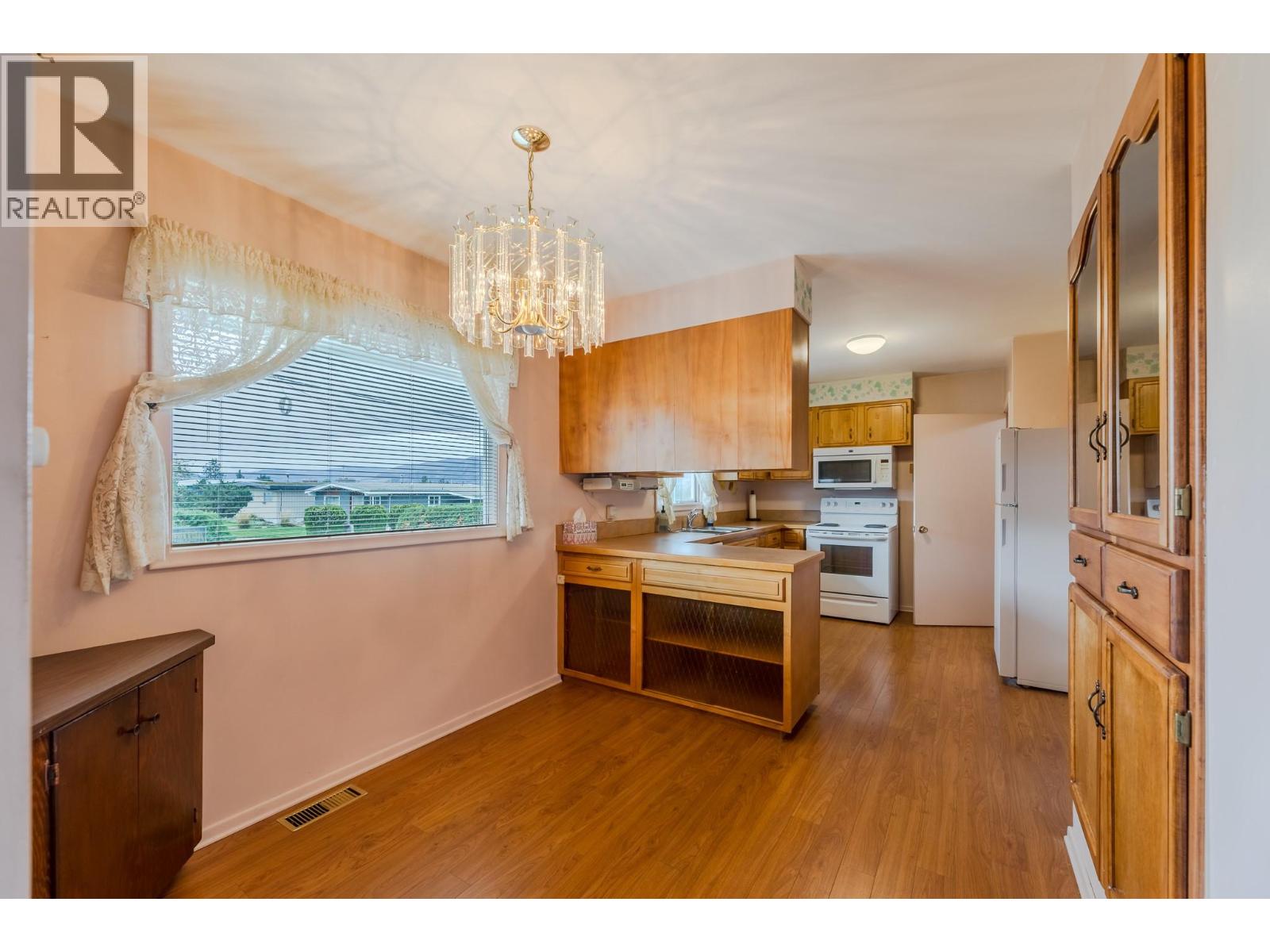  793 MacCleave Avenue, Penticton