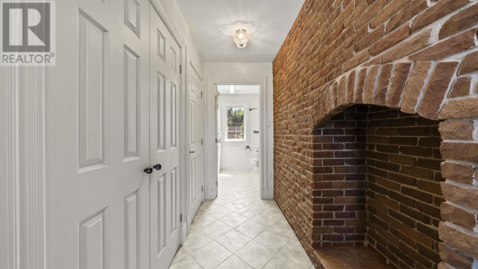 Single Family House for Sale in  Highway  Brentwood 