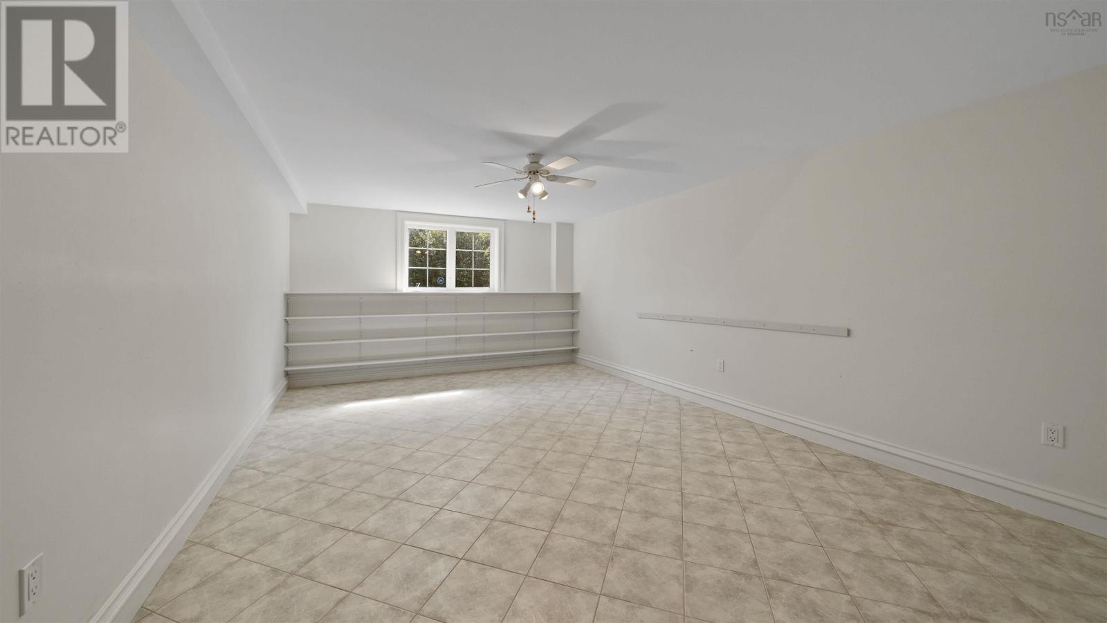 Single Family House for Sale in  Highway  Brentwood 