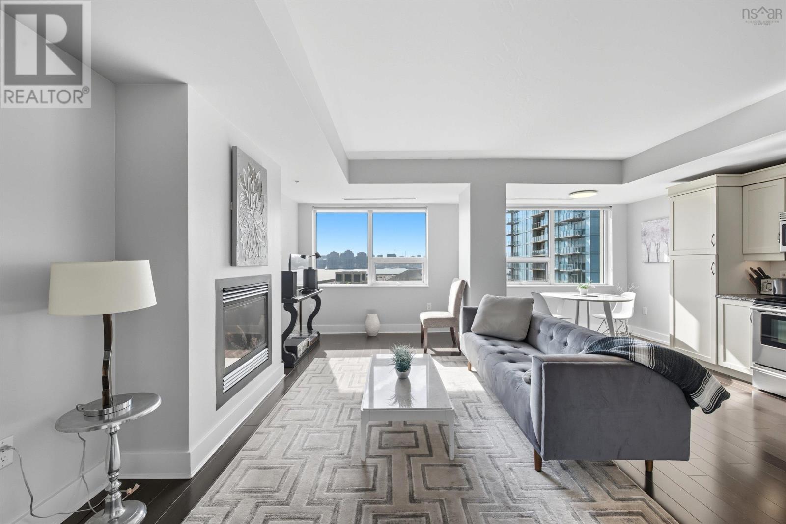 Property 2 of 23 of 605 31 Kings Wharf Place