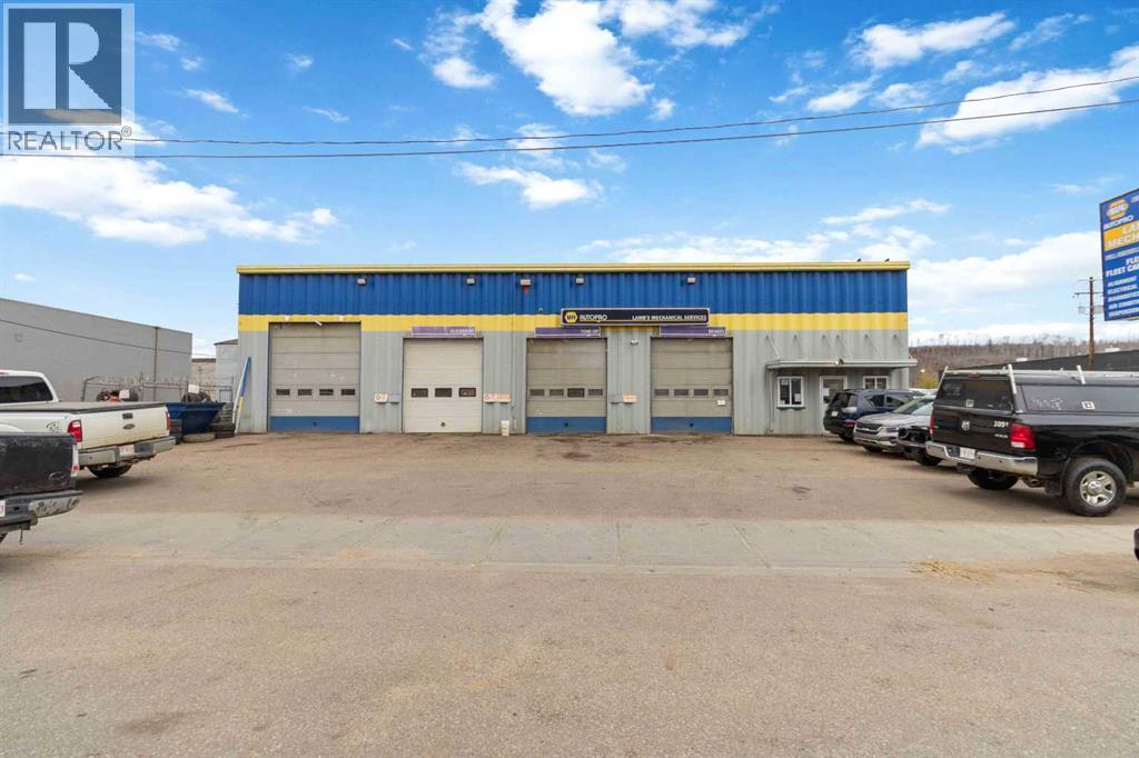 8102 Manning Avenue, Fort McMurray