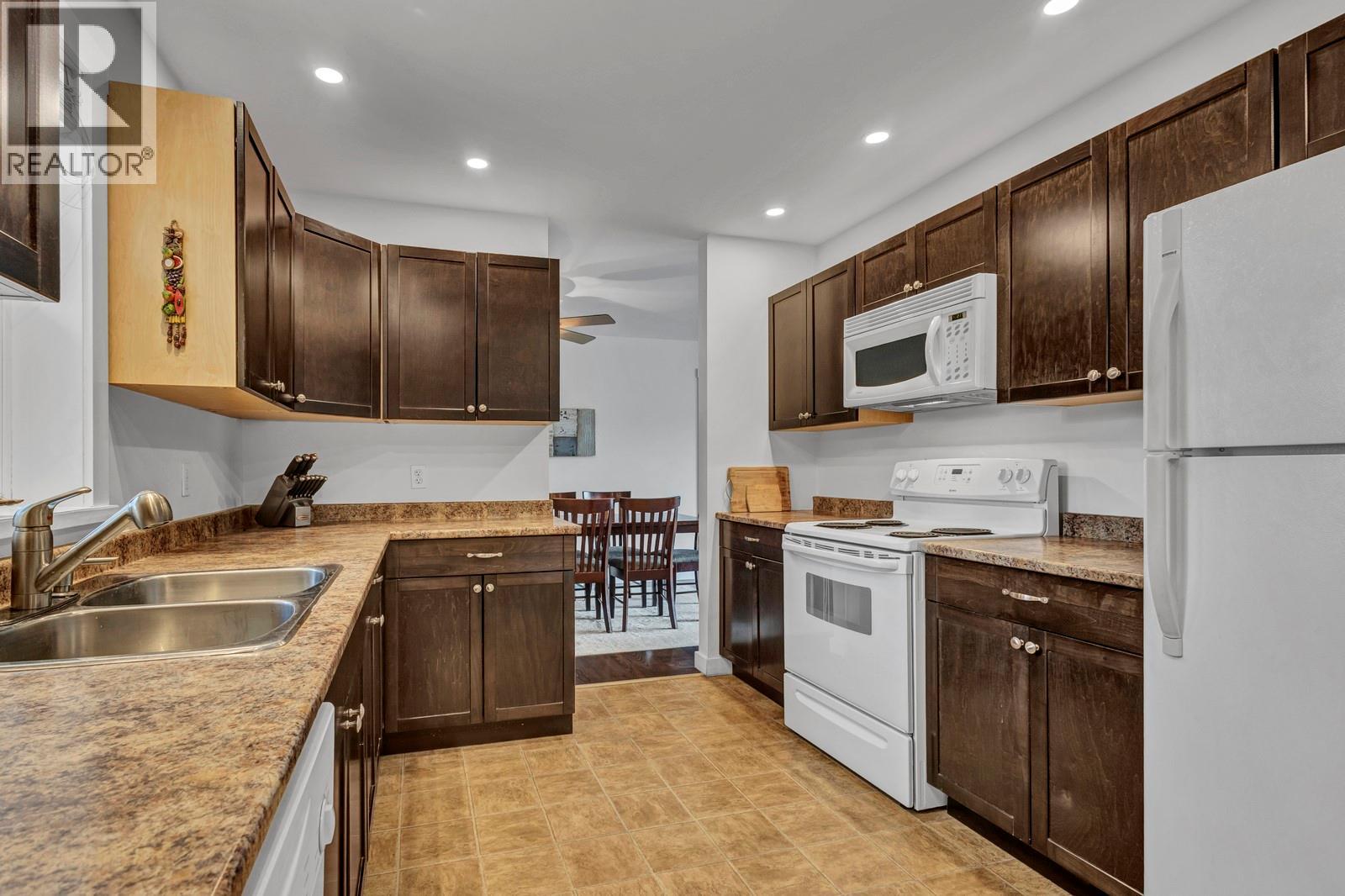  202 Pearson Road, Kelowna