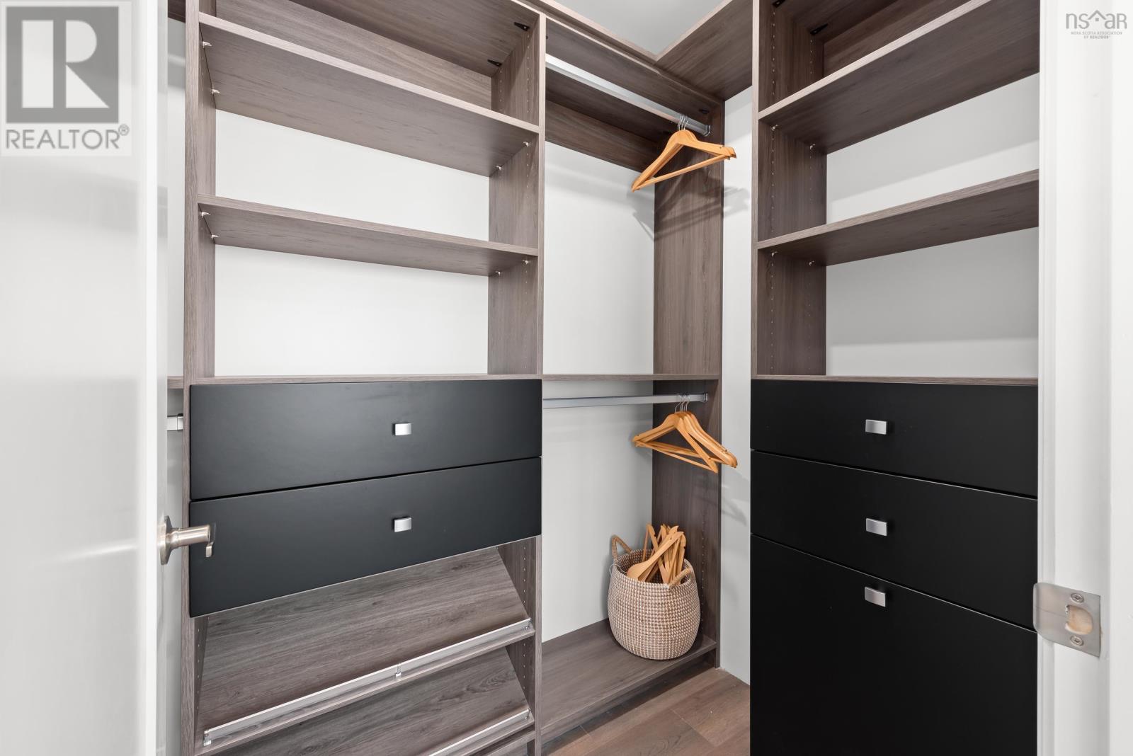 Property 27 of 36 of 1703 72 Seapoint Road