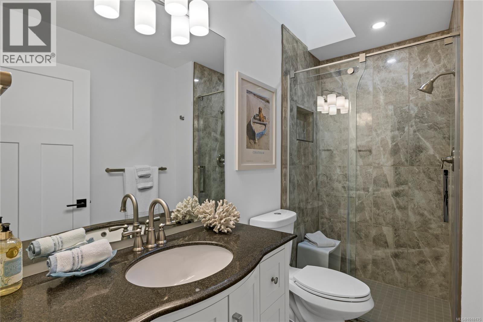 3425 Carmichael Rd, Nanoose Bay