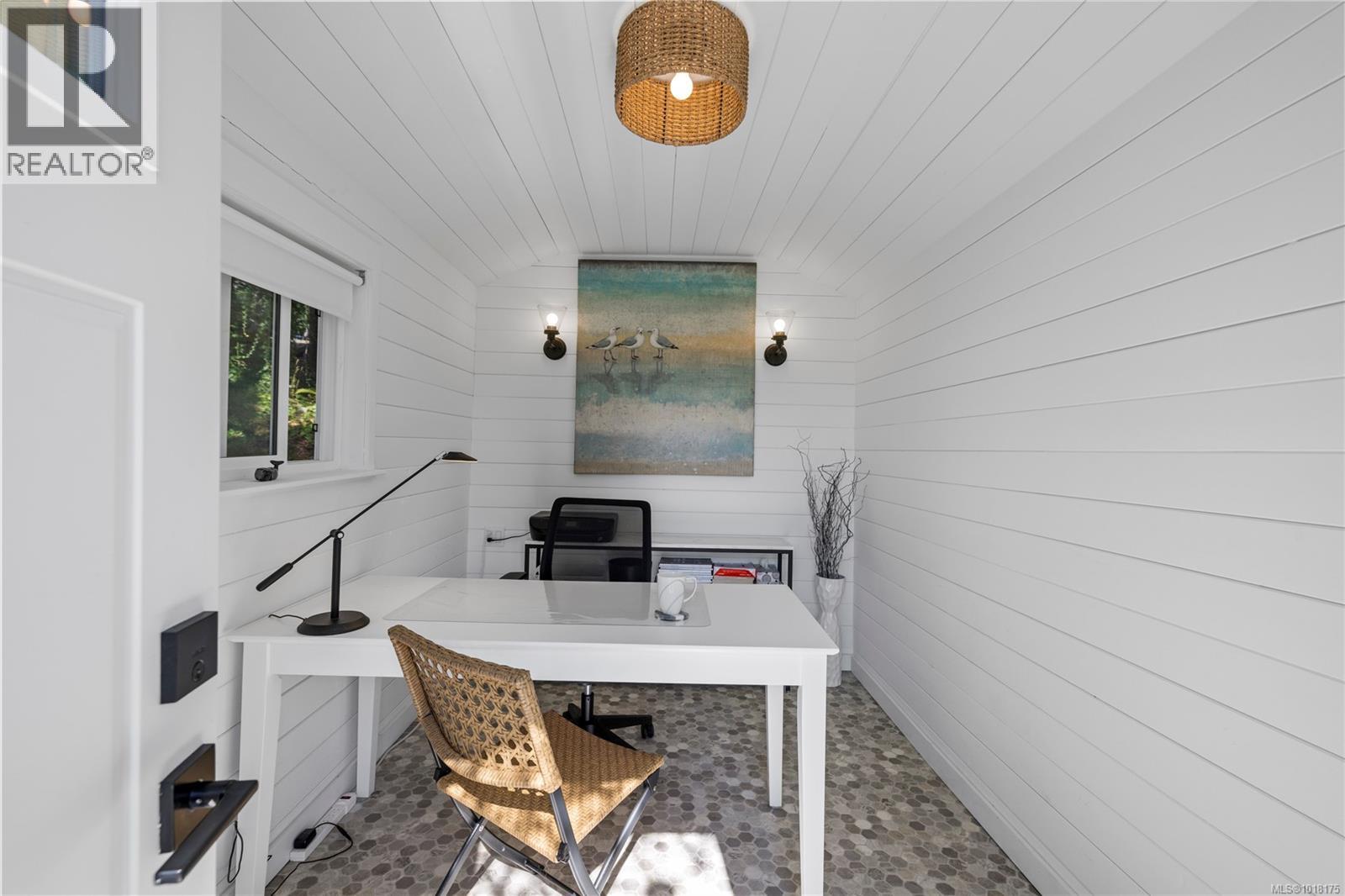 3425 Carmichael Rd, Nanoose Bay