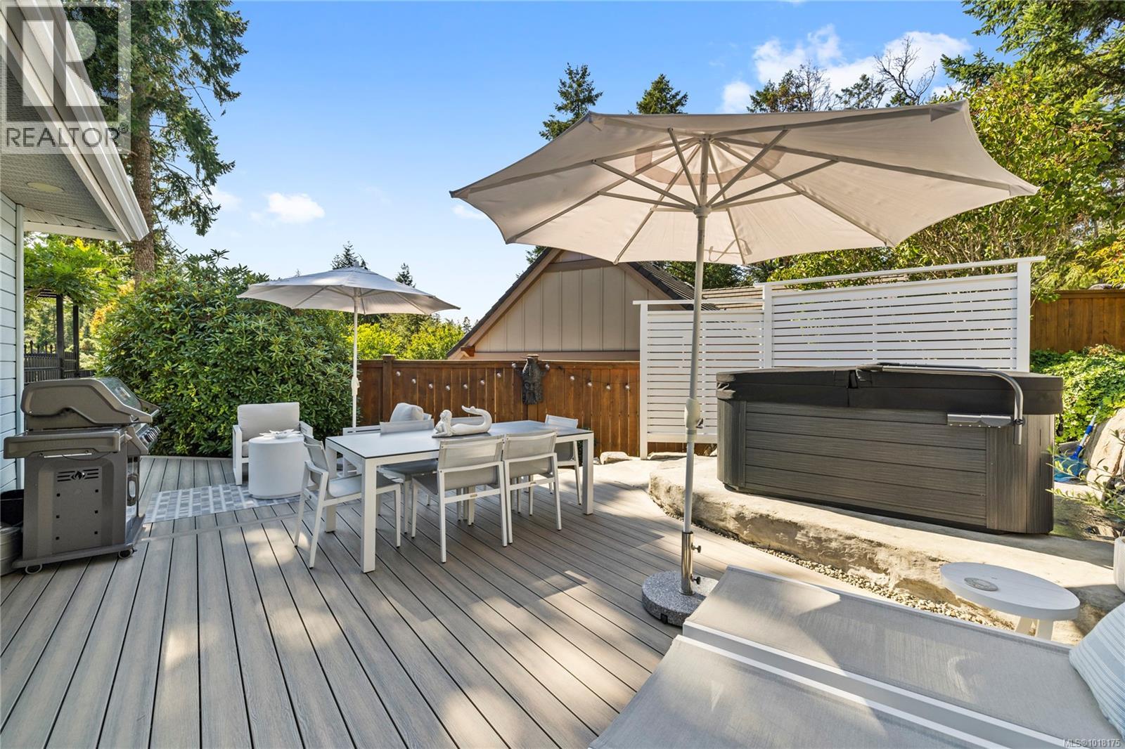 3425 Carmichael Rd, Nanoose Bay