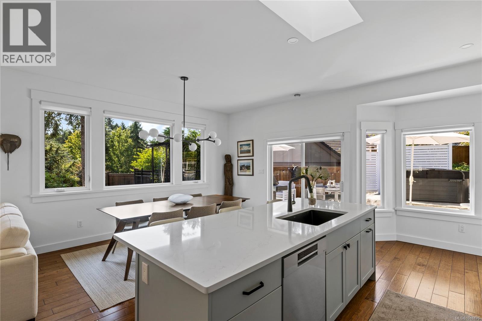 3425 Carmichael Rd, Nanoose Bay