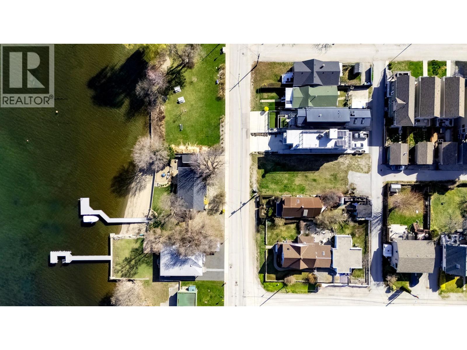  12210 LAKESHORE Drive, Summerland