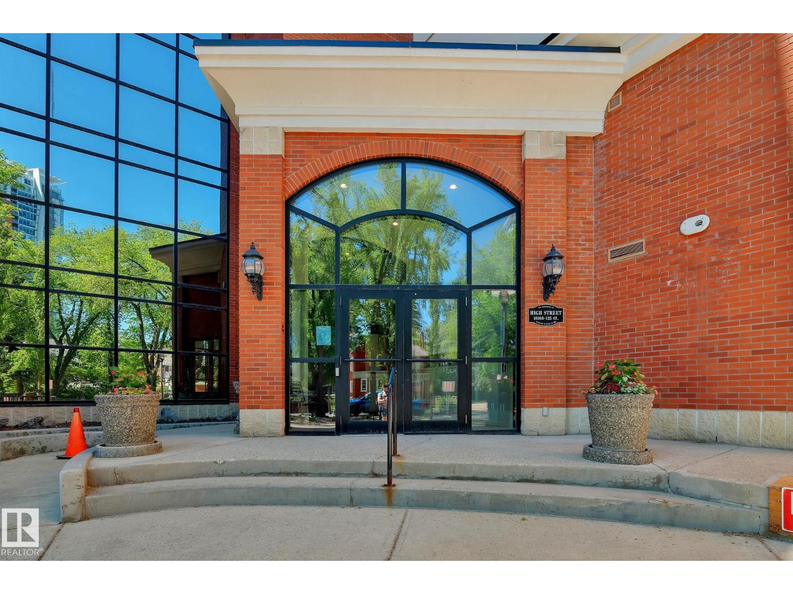 #707 10108 125 ST NW, Edmonton