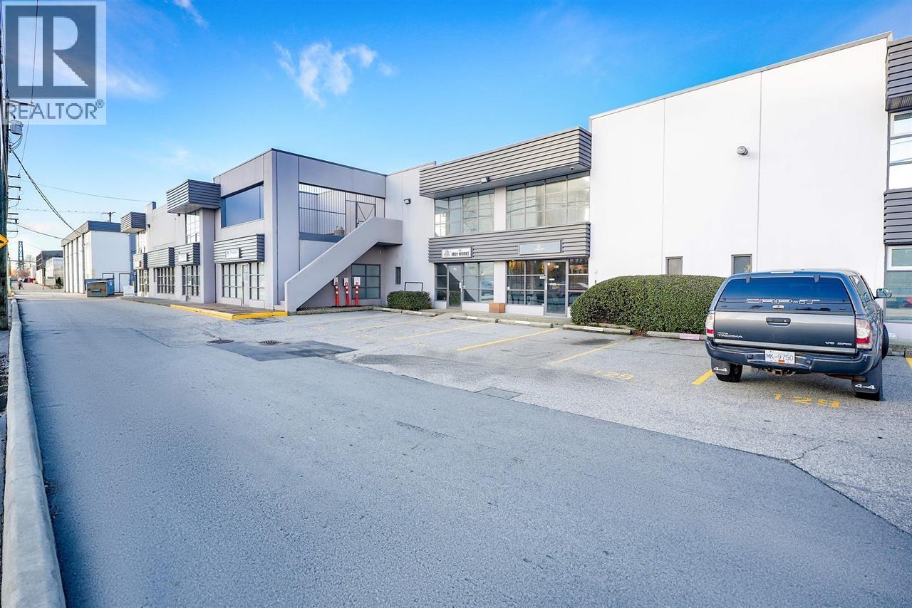 131 1305 WELCH STREET, North Vancouver
