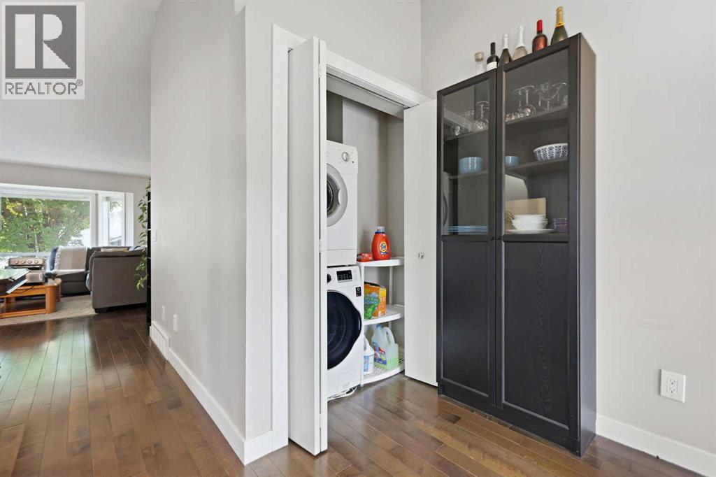Single Family House Bi-level for Sale in  Rivercroft Close SE Riverbend Calgary 