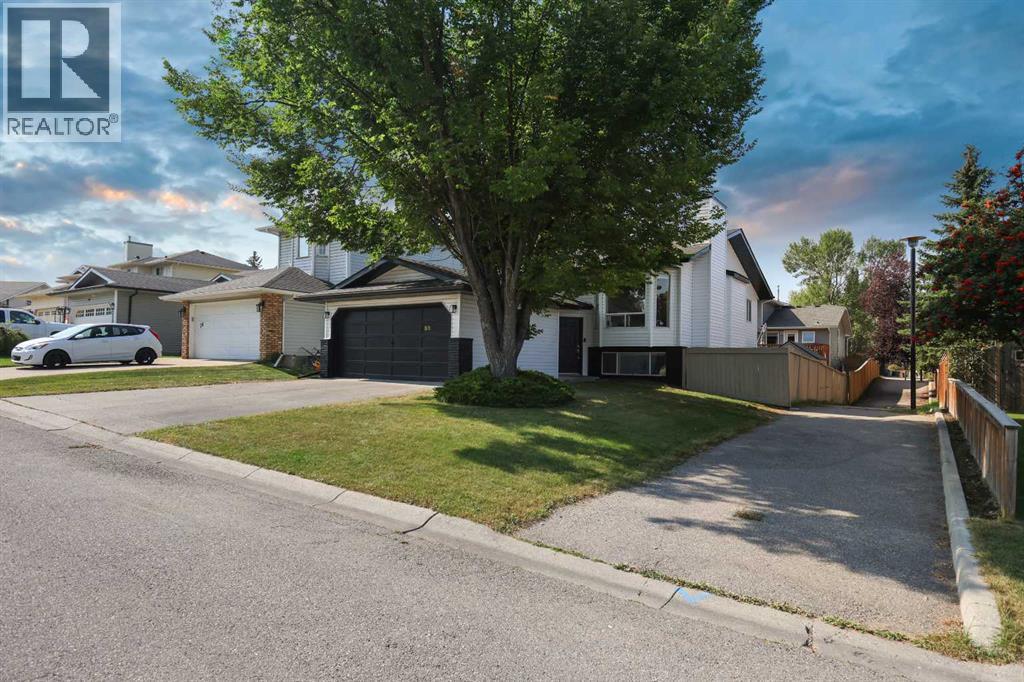 Single Family House Bi-level for Sale in  Rivercroft Close SE Riverbend Calgary 