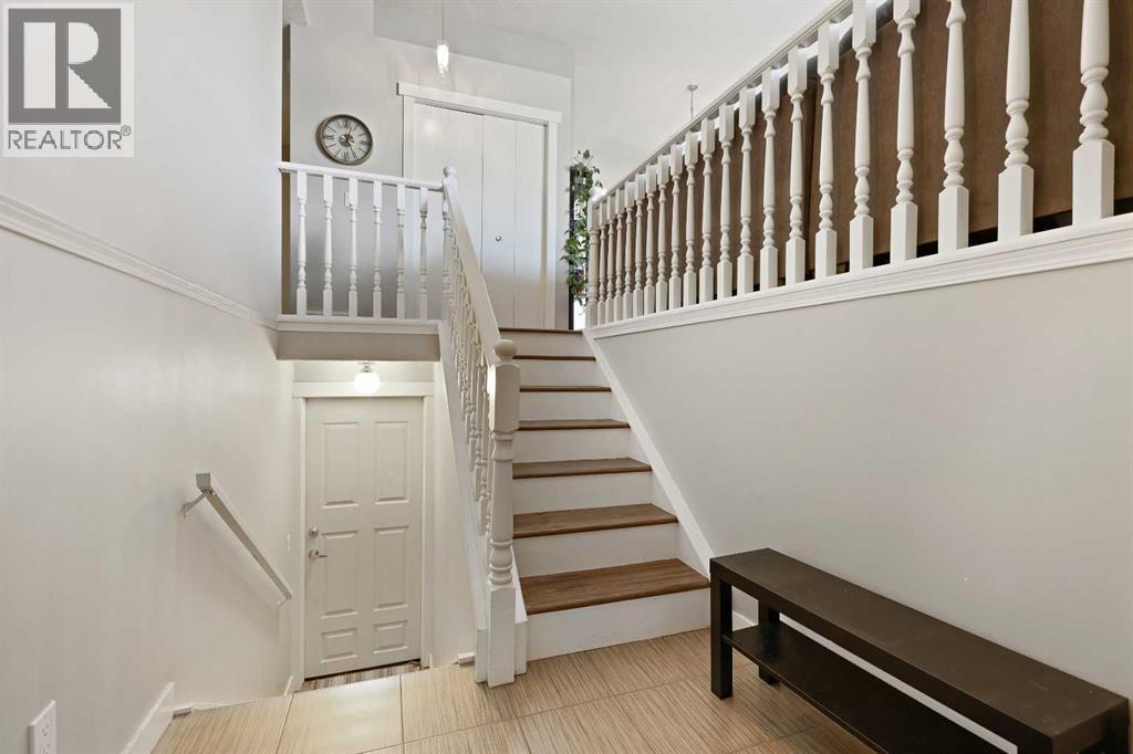 Single Family House Bi-level for Sale in  Rivercroft Close SE Riverbend Calgary 