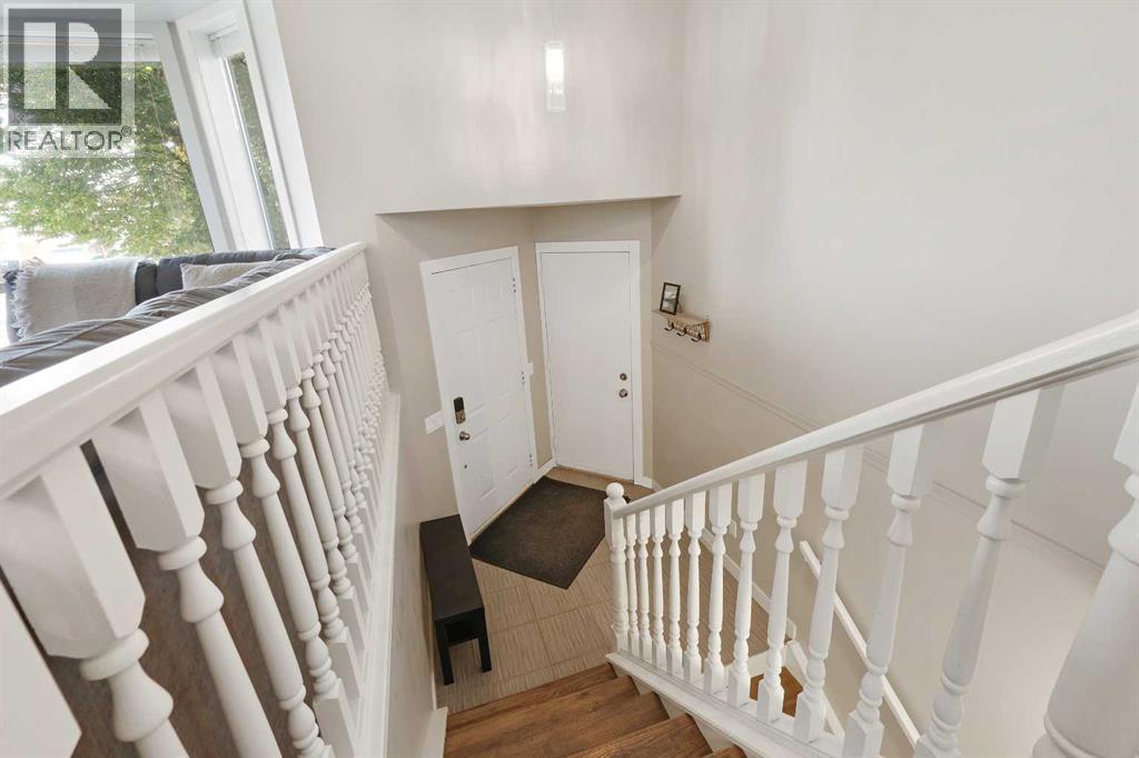 Single Family House Bi-level for Sale in  Rivercroft Close SE Riverbend Calgary 