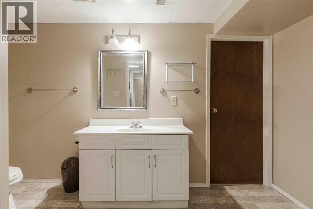 32 Moberly Crescent, Fort McMurray