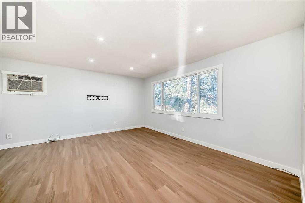 Single Family House Bungalow for Sale in  Pinecliff Way NE Pineridge Calgary 
