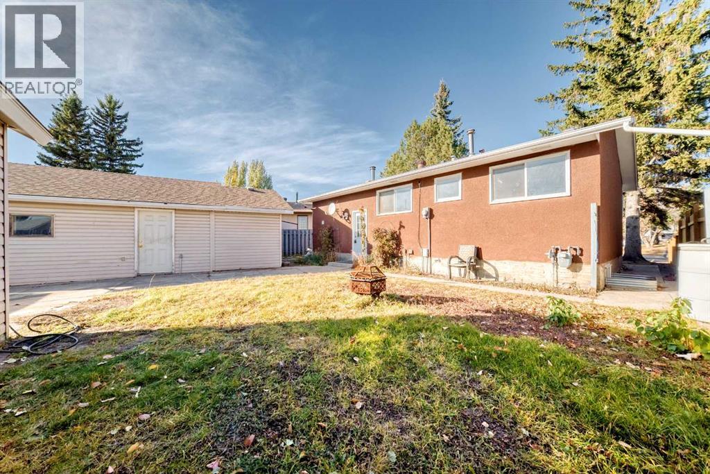 Single Family House Bungalow for Sale in  Pinecliff Way NE Pineridge Calgary 
