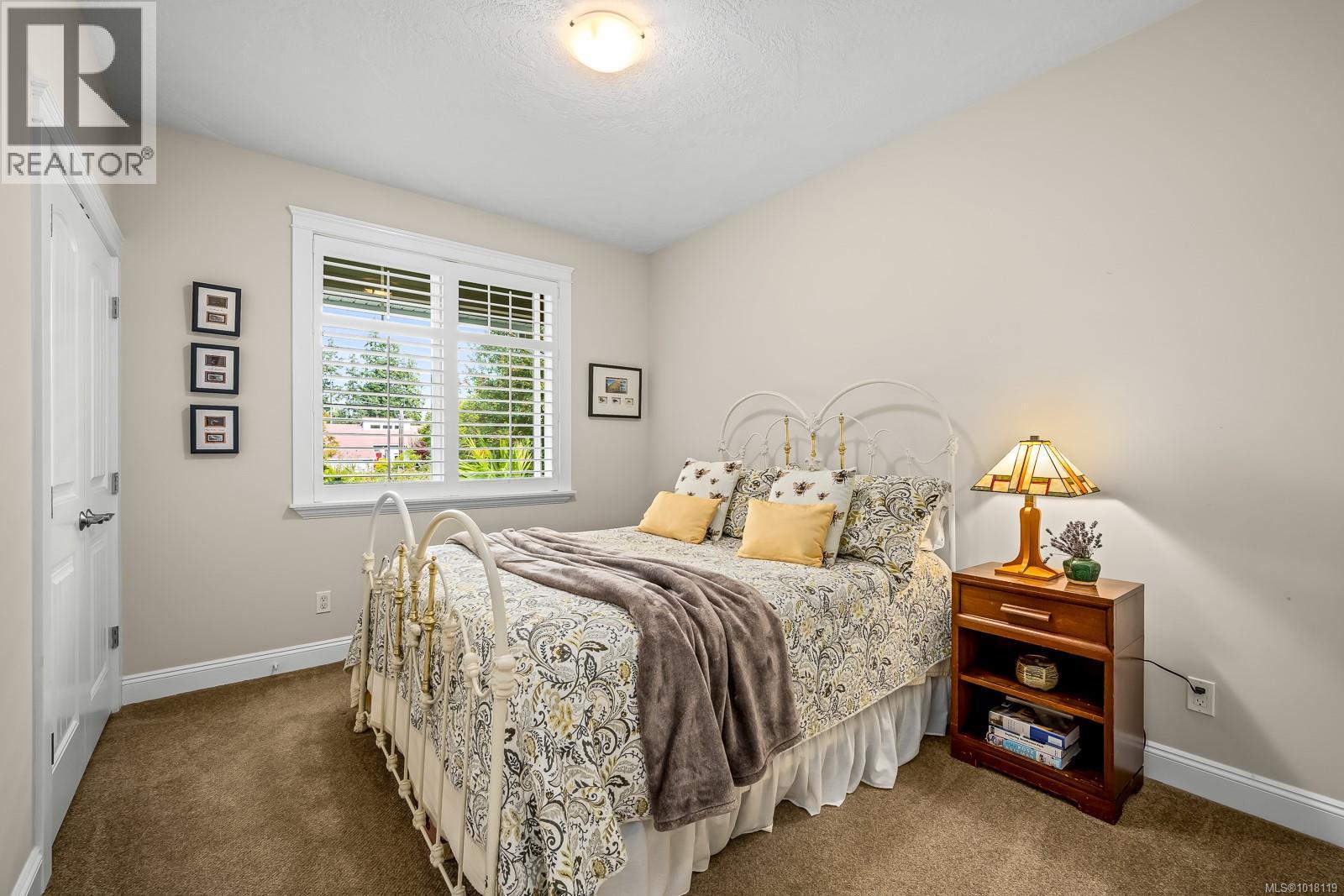 1861 Queens Ave, Comox