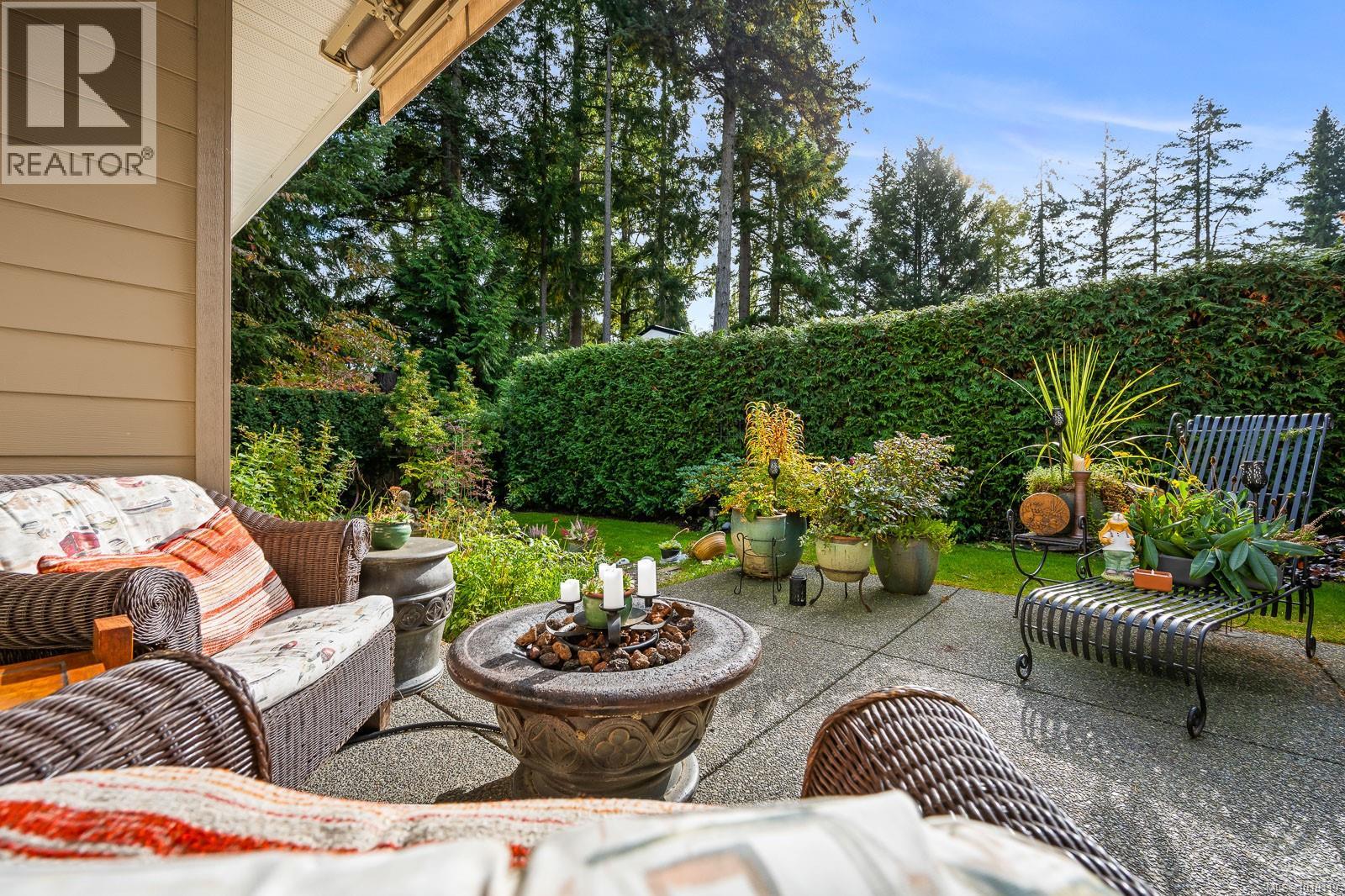 1861 Queens Ave, Comox