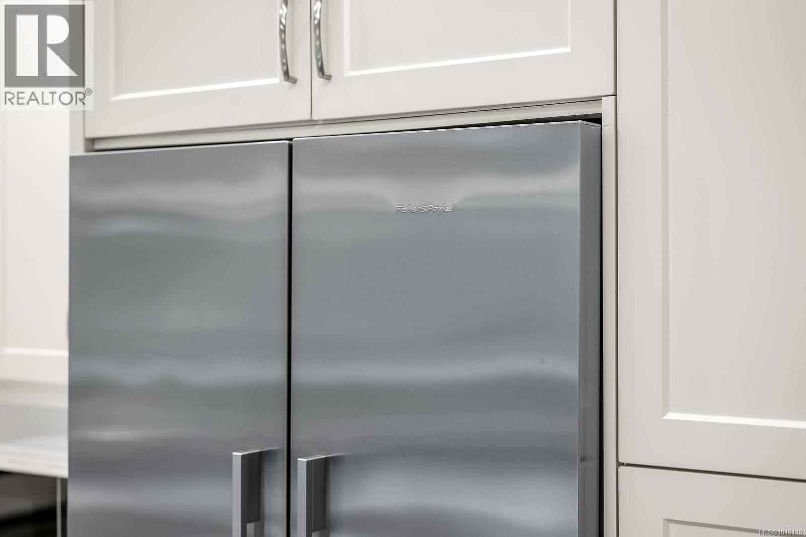 1861 Queens Ave, Comox