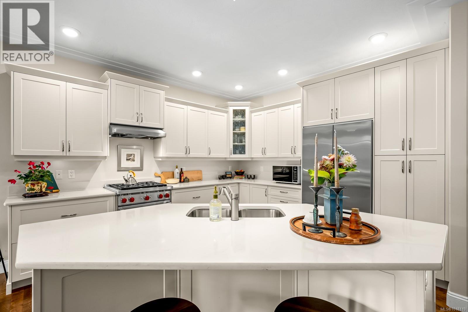 1861 Queens Ave, Comox