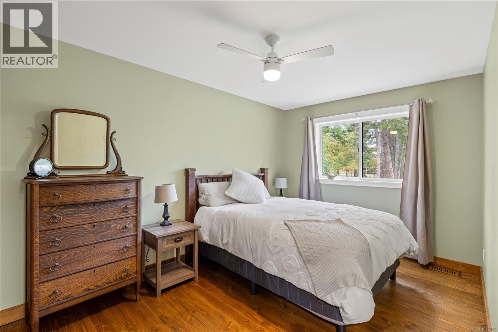 2040 Saddle Dr, Nanoose Bay