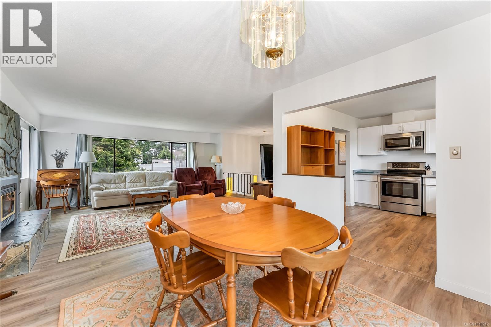  242 Portsmouth Drive, Colwood