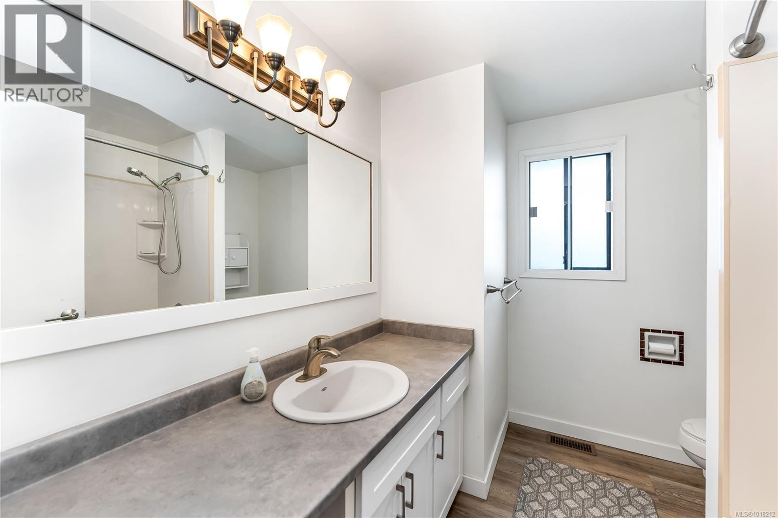  242 Portsmouth Drive, Colwood