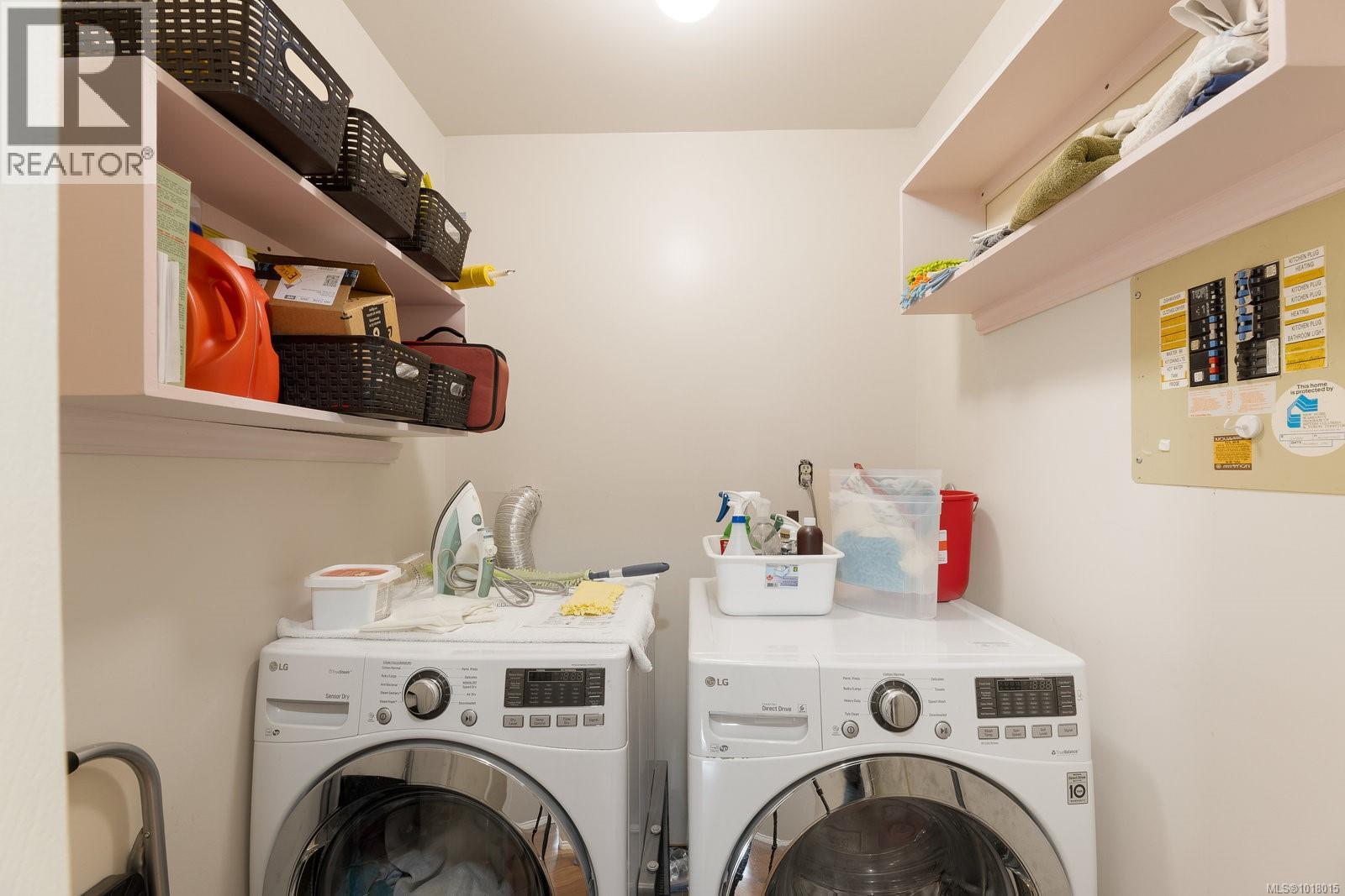 202 9900 Fifth Street, Sidney