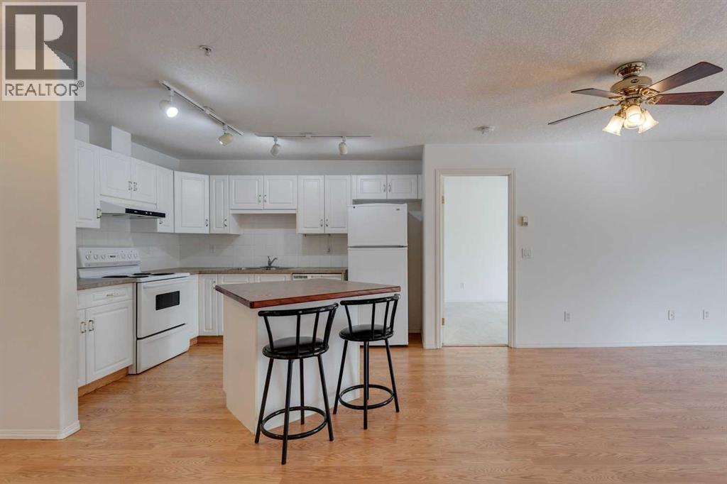 Single Family House for Sale in   Manora Place NE Marlborough Park Calgary 