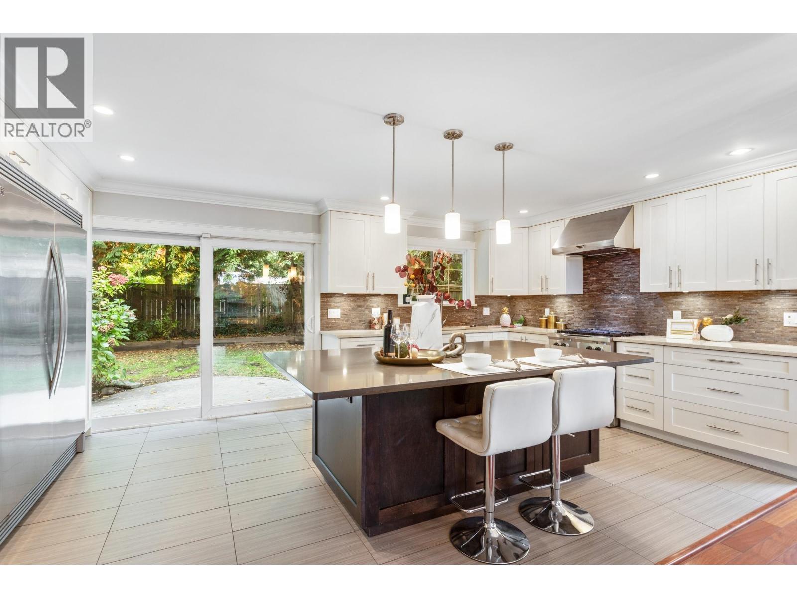 733 KINGFISHER Place, Delta