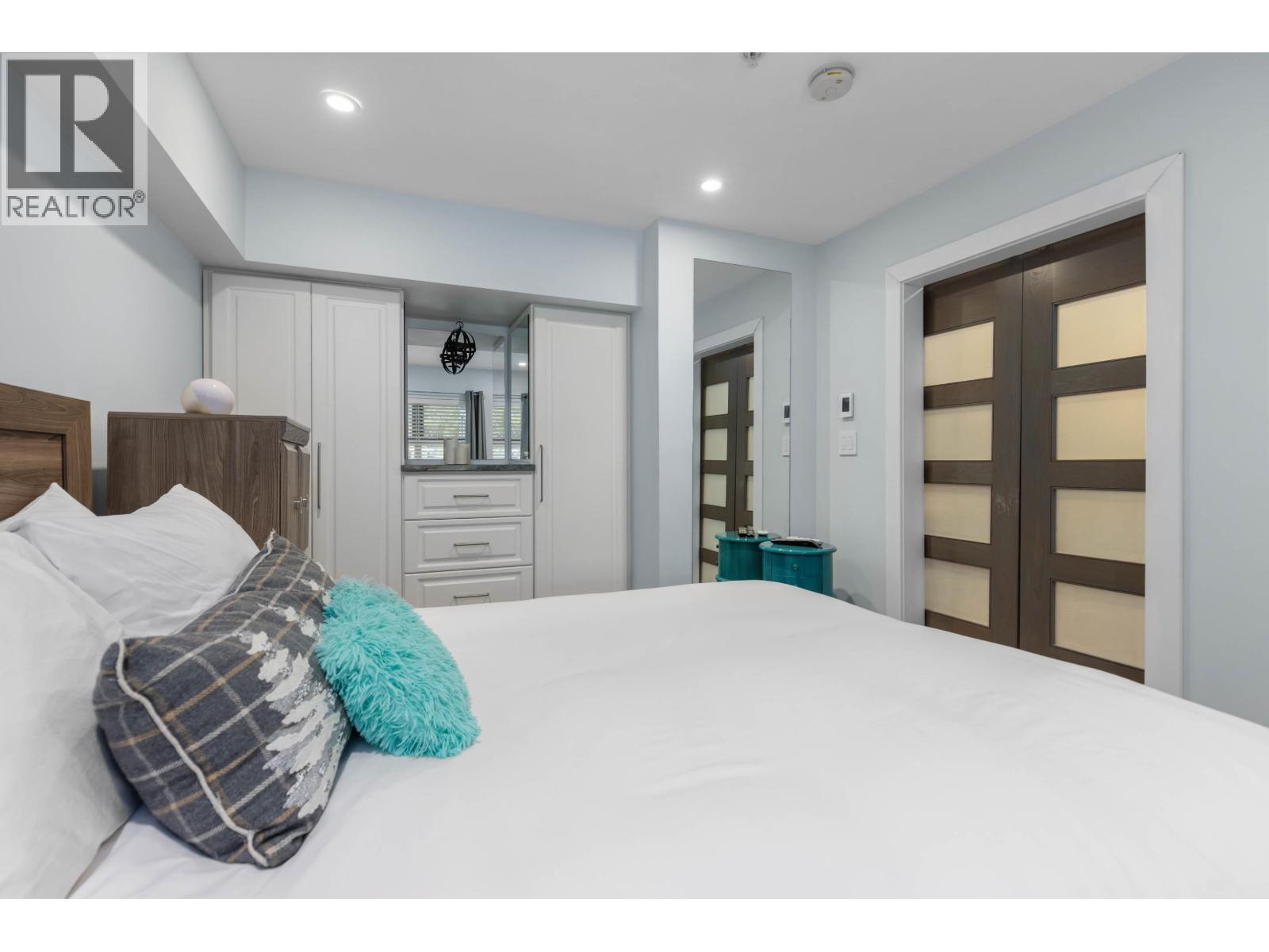 104 2050 LAKE PLACID ROAD, Whistler