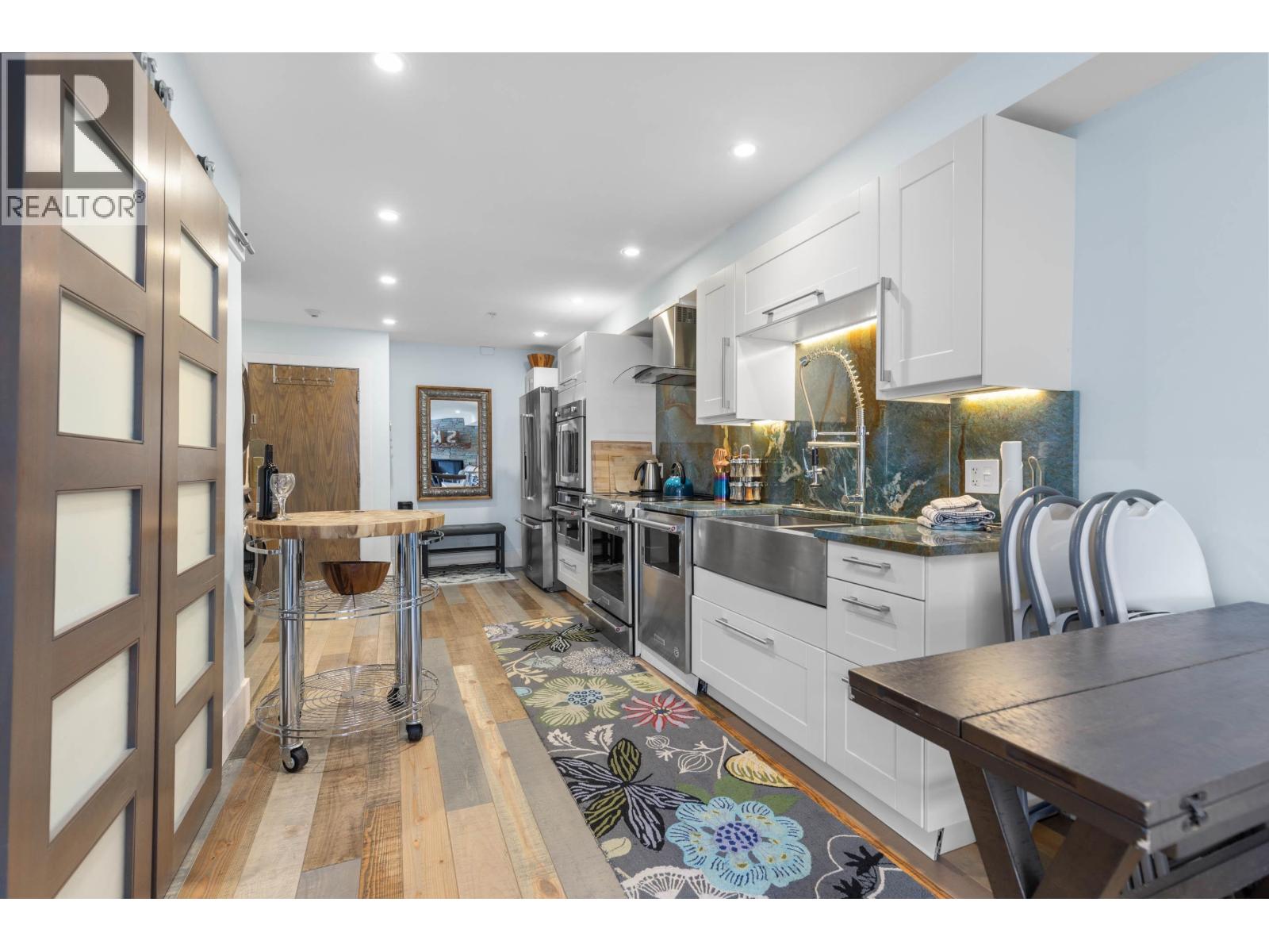 104 2050 LAKE PLACID ROAD, Whistler