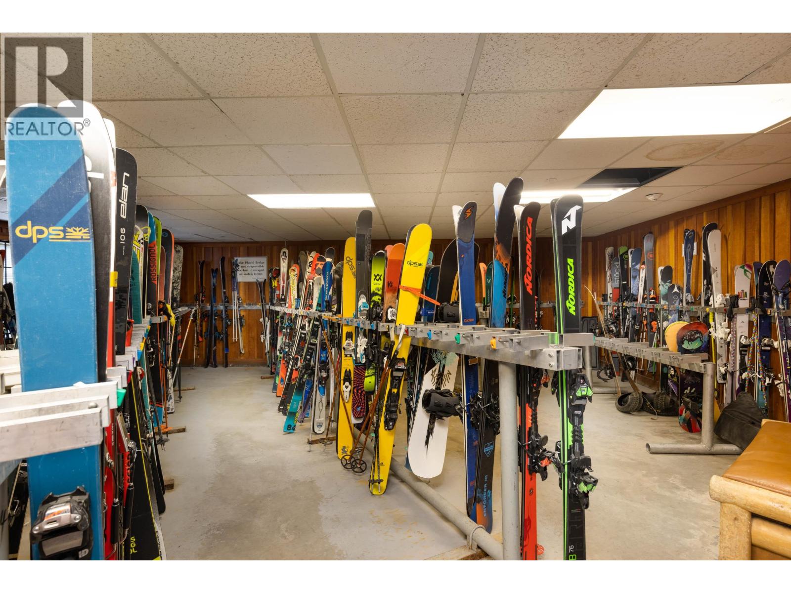 104 2050 LAKE PLACID ROAD, Whistler