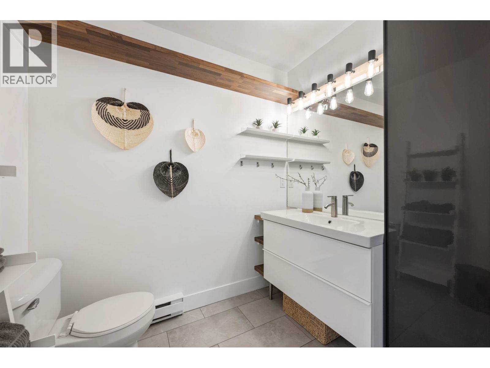 #16-1700 56 Street, Delta