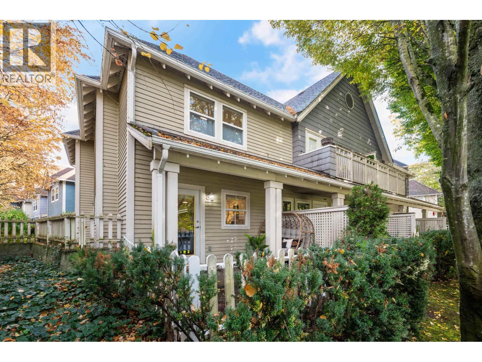 #16-1700 56 Street, Delta