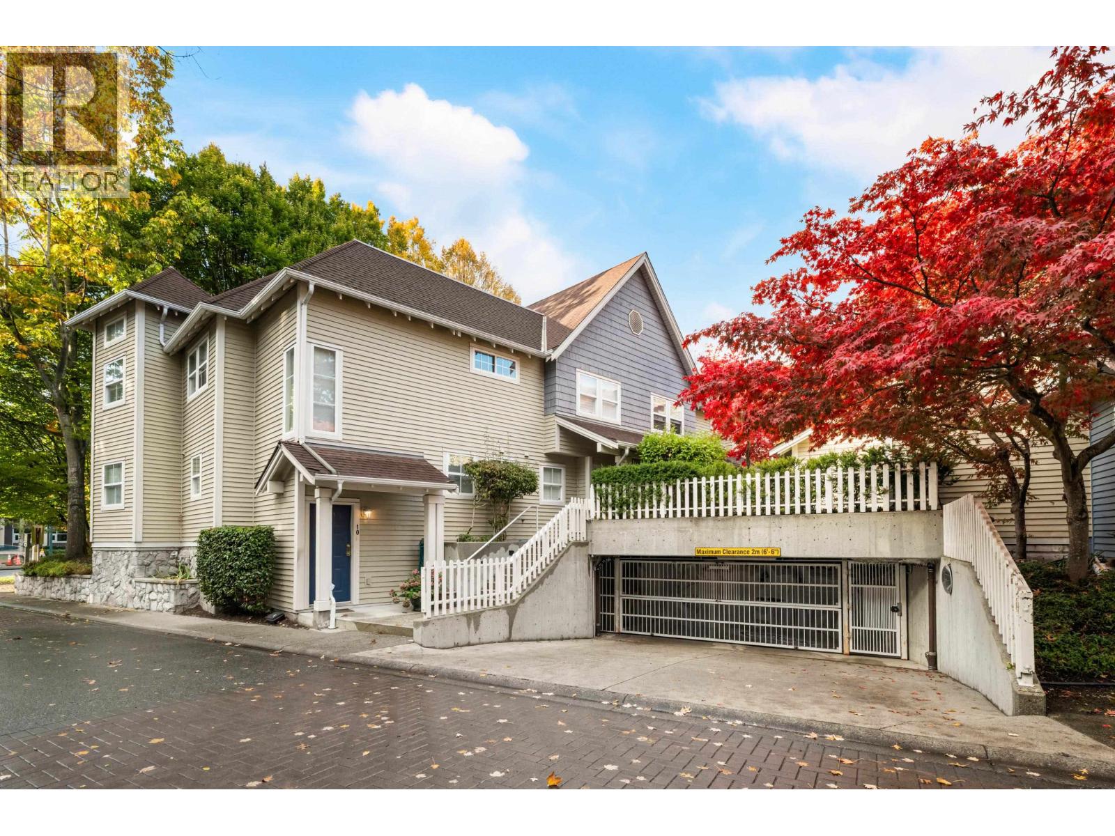 #16-1700 56 Street, Delta