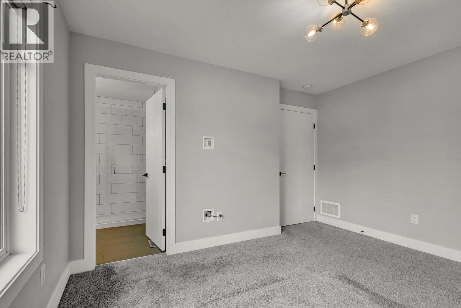 782 Glenwood Avenue, Kelowna
