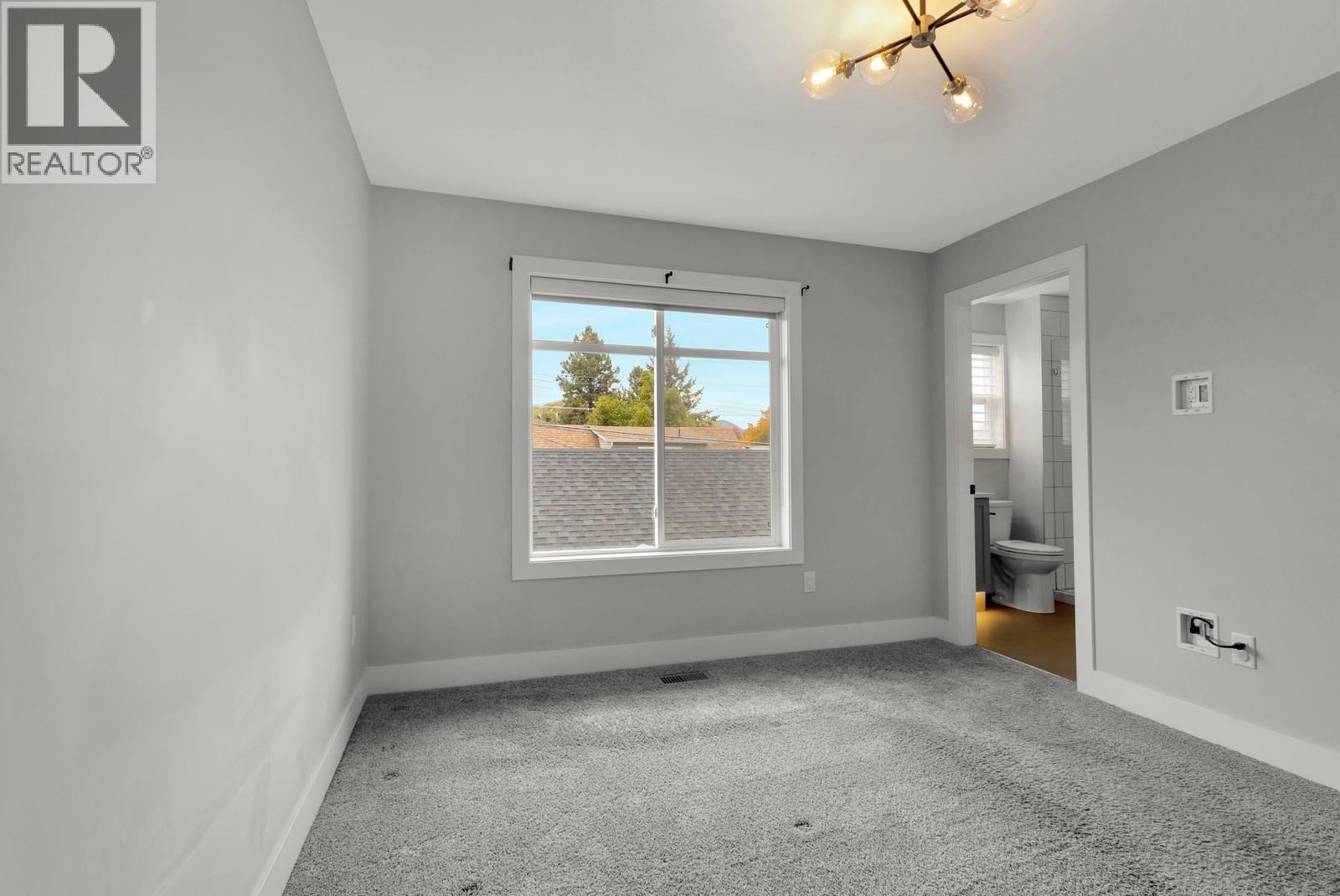 782 Glenwood Avenue, Kelowna