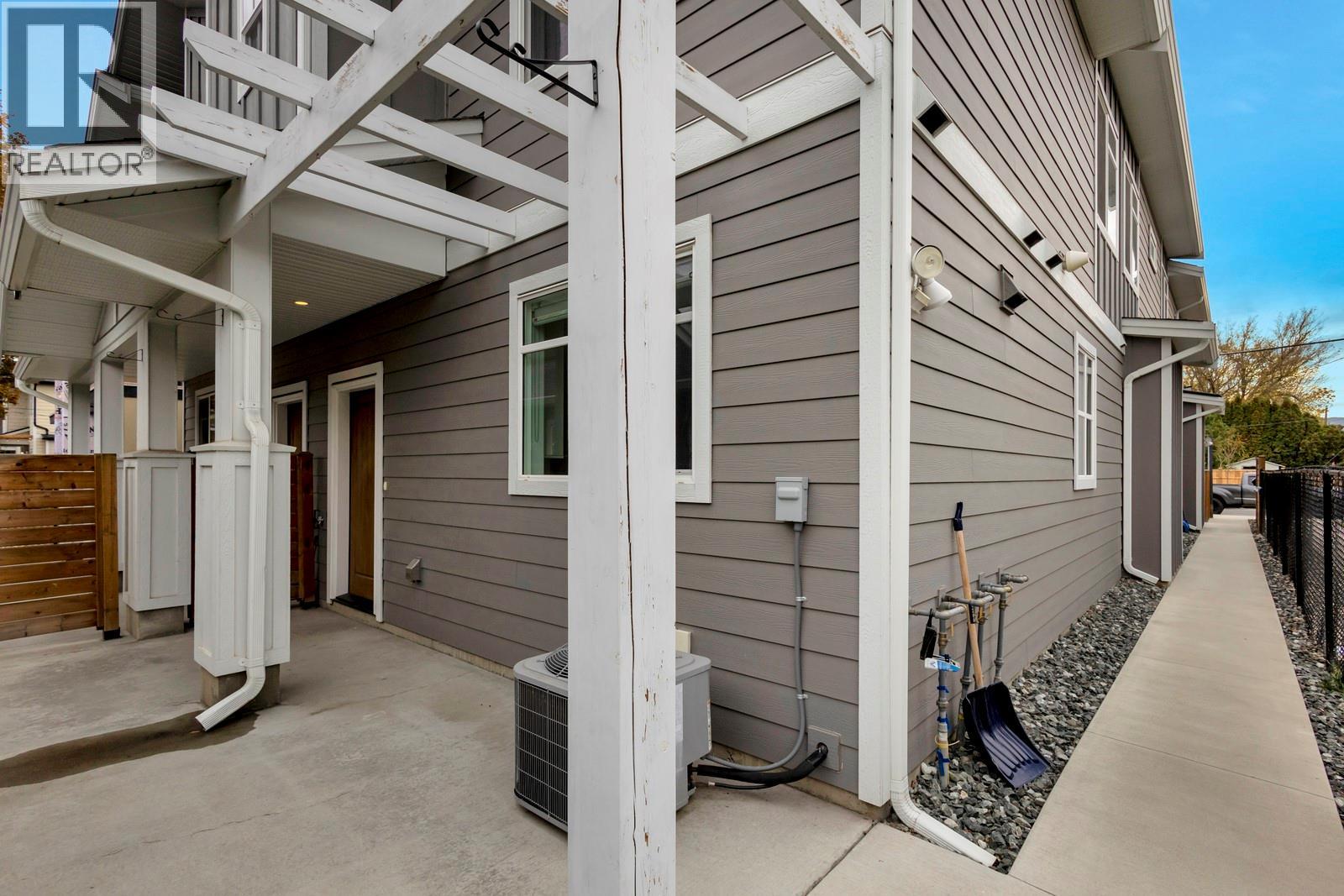 782 Glenwood Avenue, Kelowna