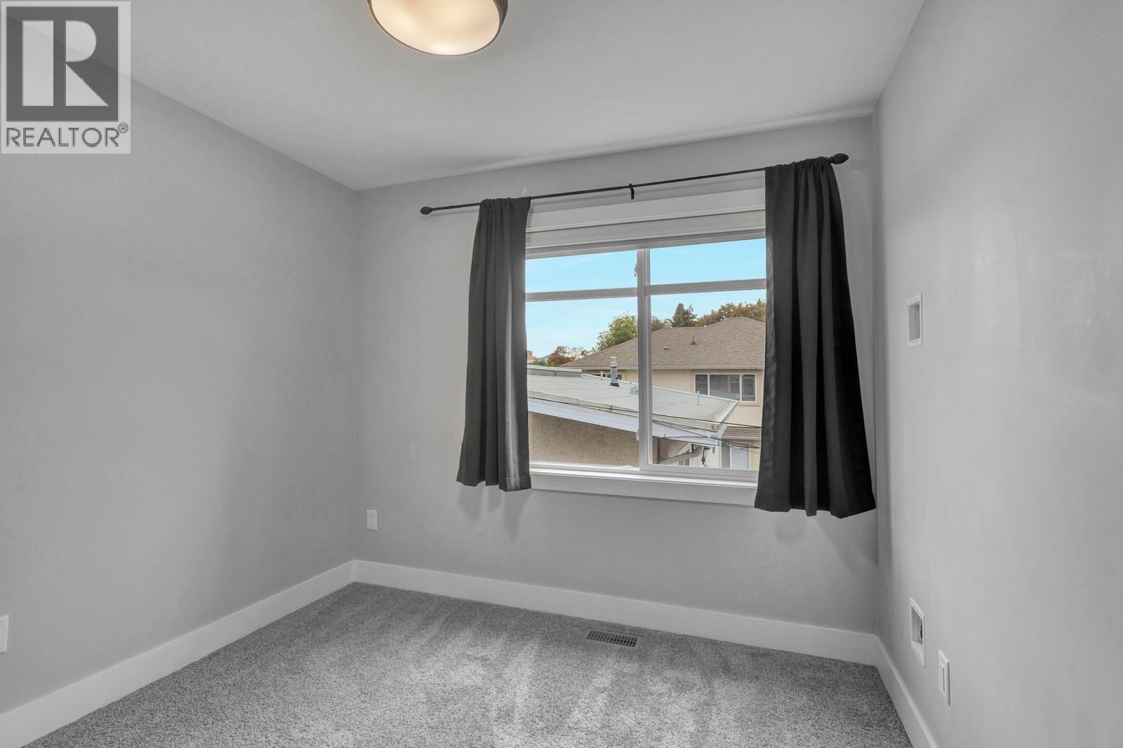 782 Glenwood Avenue, Kelowna