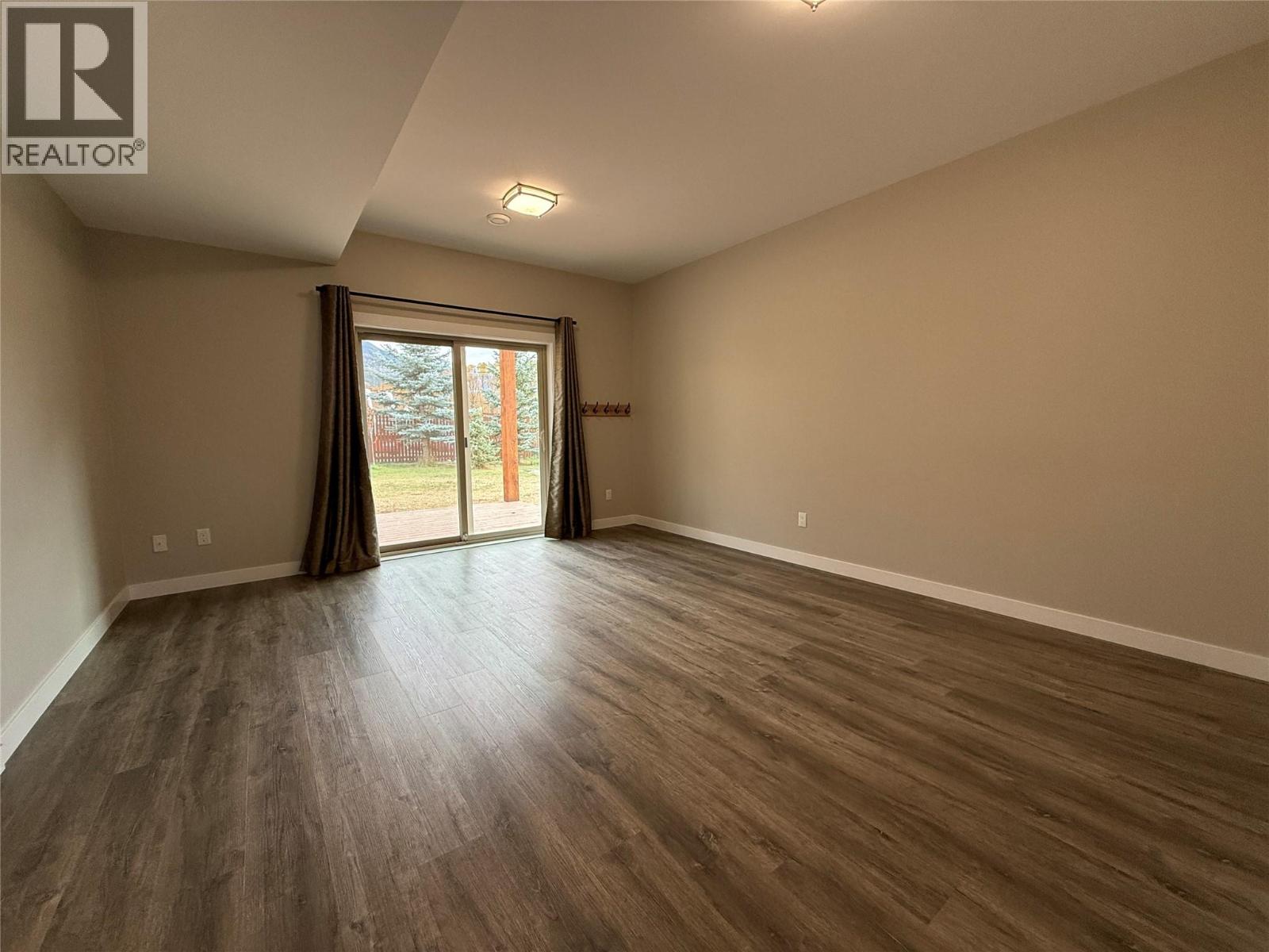 974 SWANSEA VIEW Road, Windermere