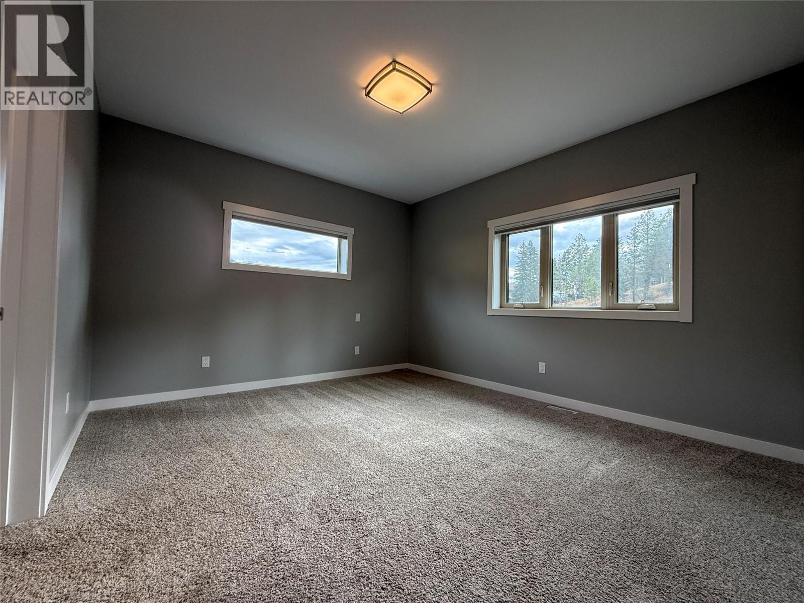 974 SWANSEA VIEW Road, Windermere